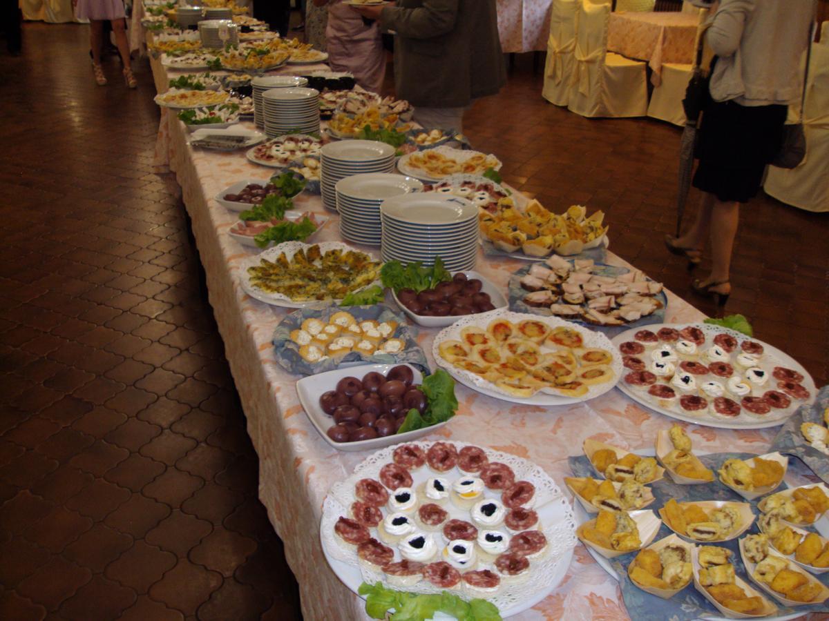 סנטיה Hotel Ristorante Vittoria מראה חיצוני תמונה