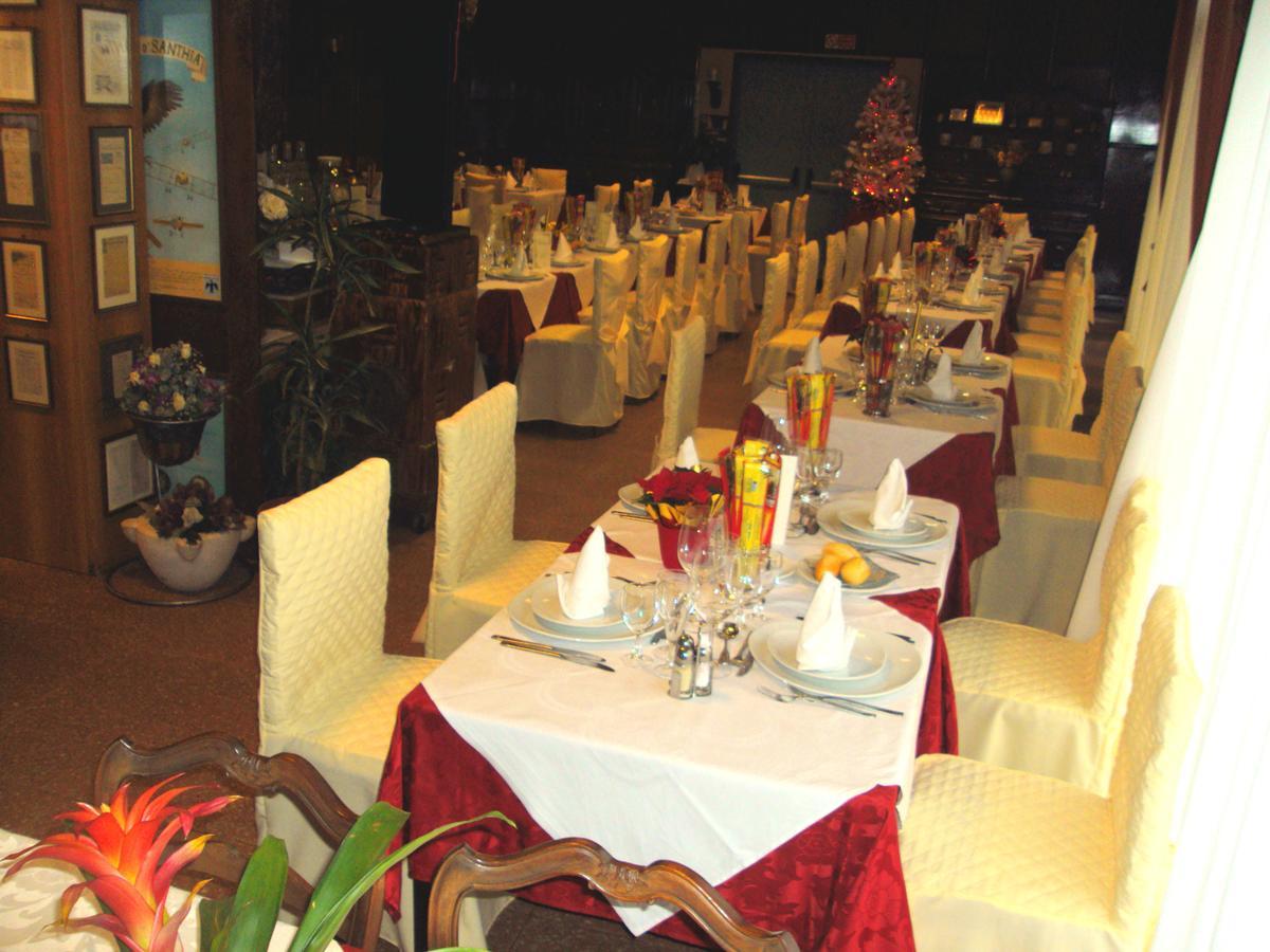 סנטיה Hotel Ristorante Vittoria מראה חיצוני תמונה