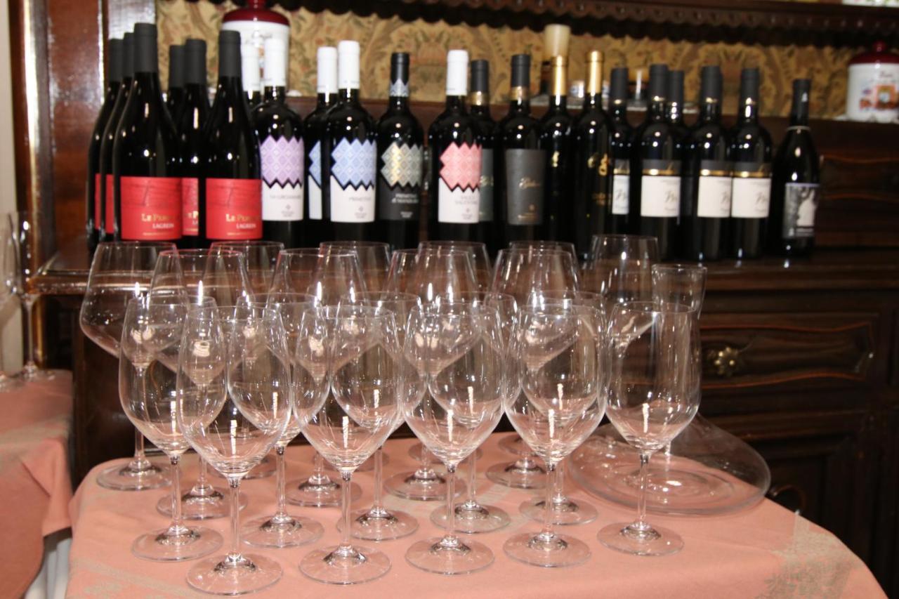 סנטיה Hotel Ristorante Vittoria מראה חיצוני תמונה